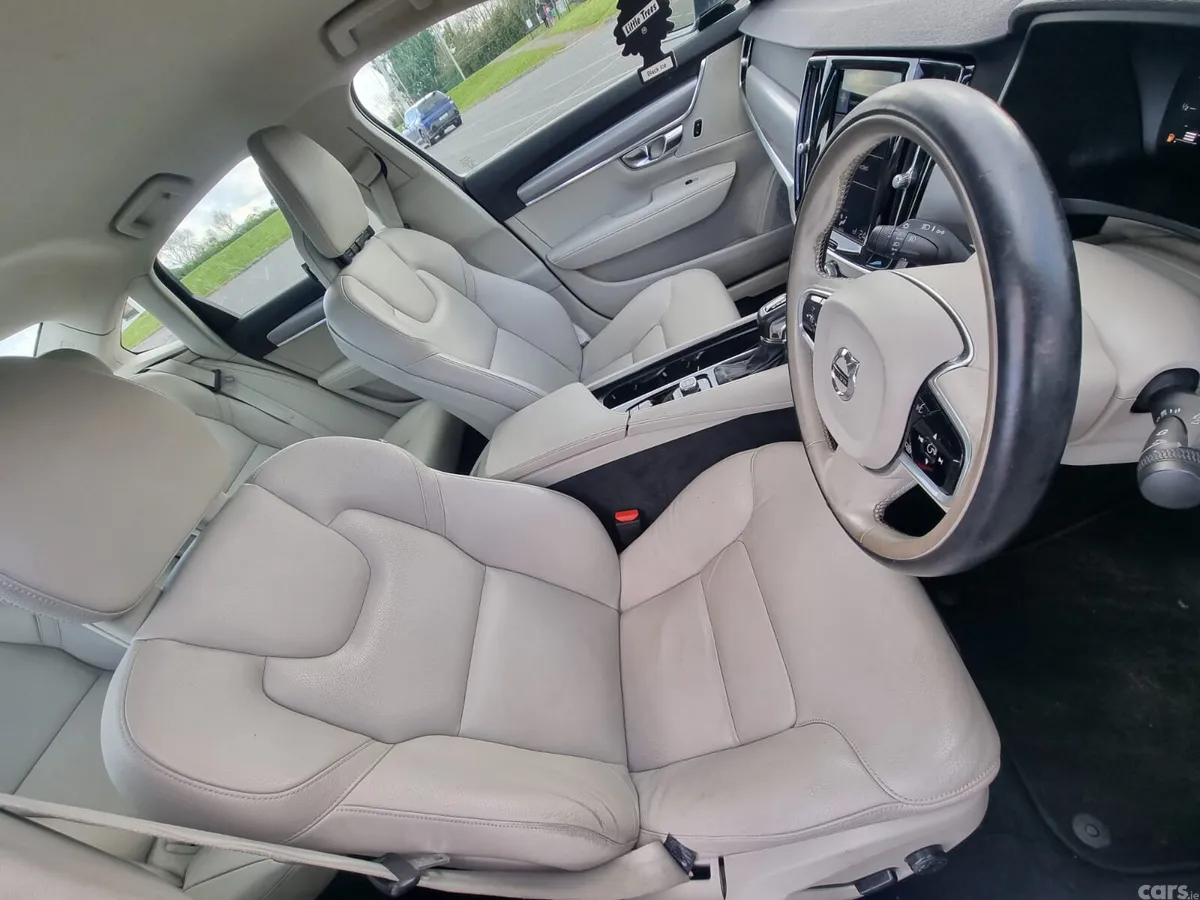 Volvo S90 Saloon, Diesel, 2017, Grey