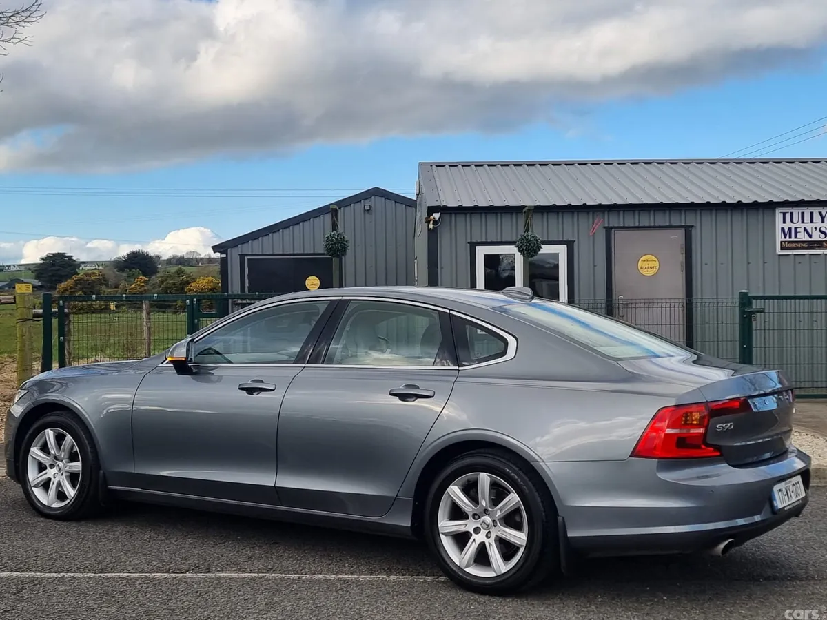 Volvo S90 Saloon, Diesel, 2017, Grey