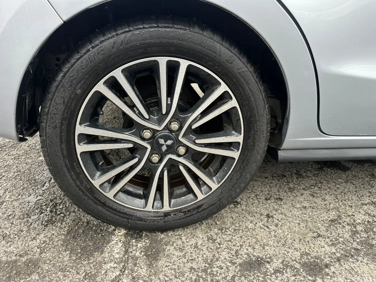 Mitsubishi Mirage Hatchback, Petrol, 2017, Silver