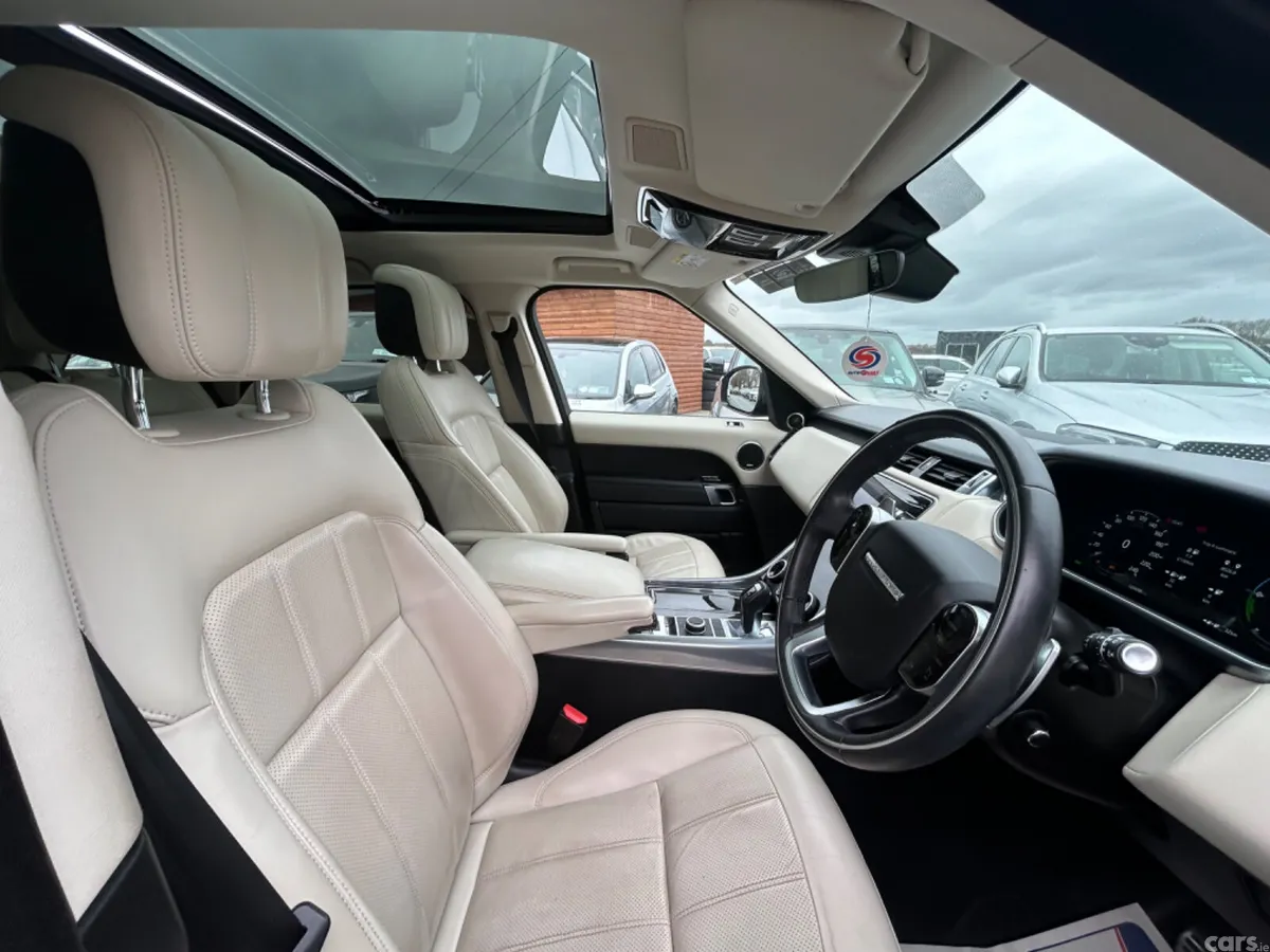 Land Rover Range Rover SUV, Petrol Plug-in Hybrid, 2022, Grey