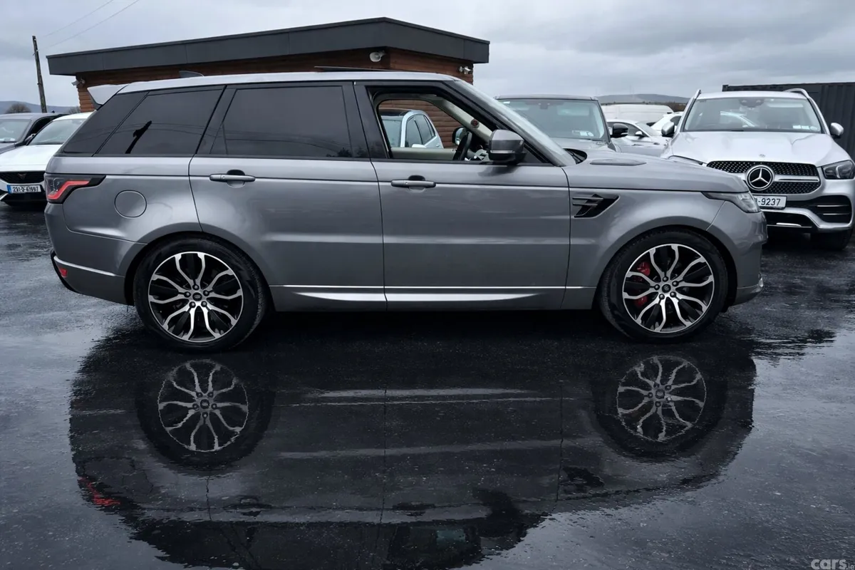 Land Rover Range Rover SUV, Petrol Plug-in Hybrid, 2022, Grey
