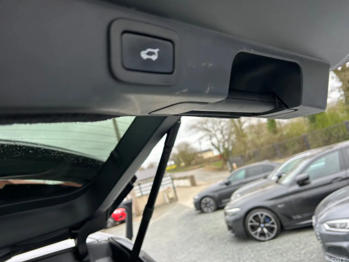Land Rover Range Rover SUV, Petrol Plug-in Hybrid, 2022, Grey