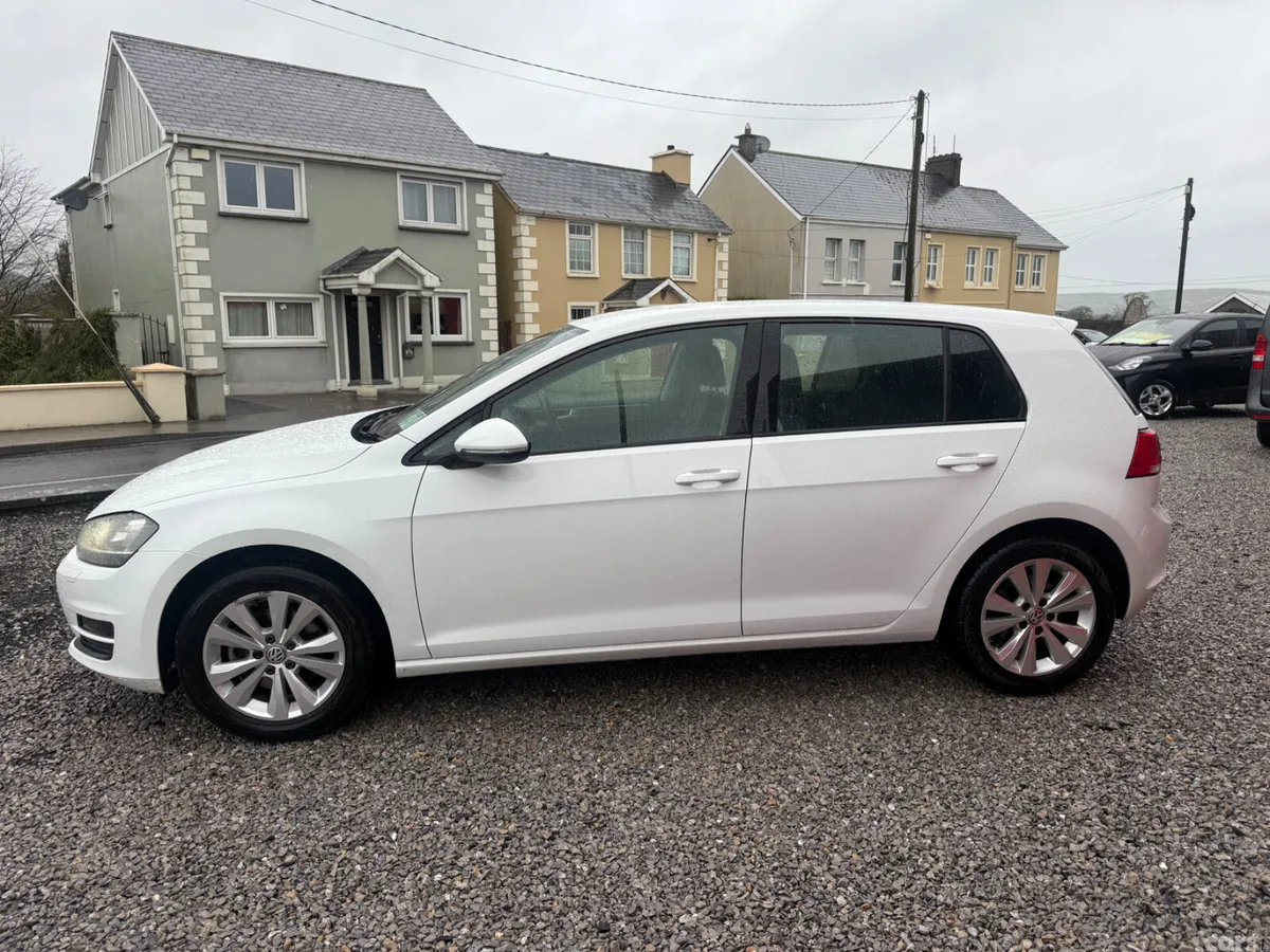 Volkswagen Golf Hatchback, Petrol, 2013, White