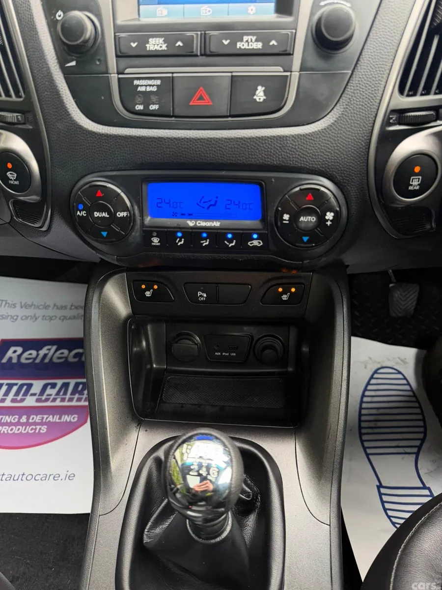 Hyundai ix35 SUV, Diesel, 2014, Red