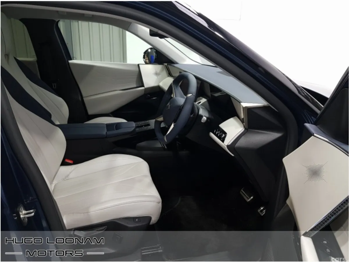 DS Automobiles Other MPV, Electric, 2026, Blue