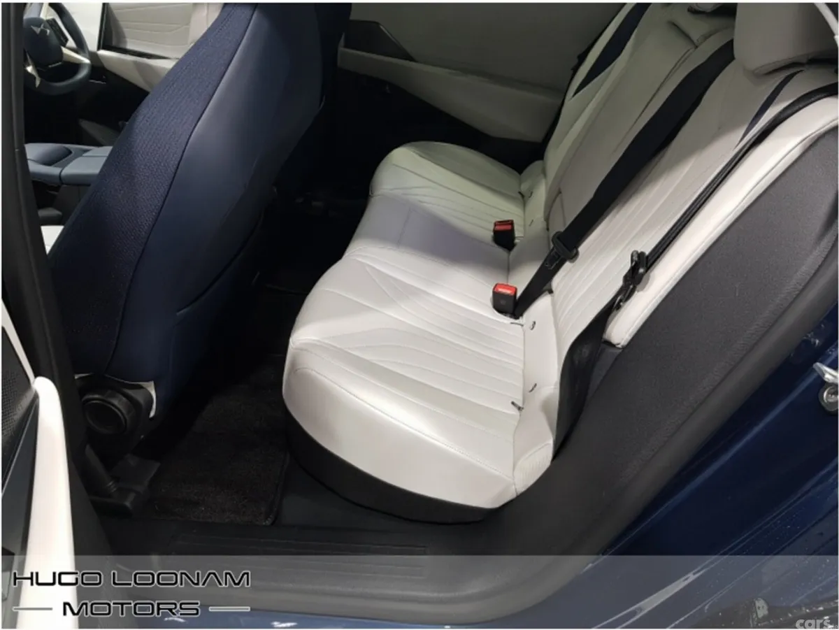 DS Automobiles Other MPV, Electric, 2026, Blue