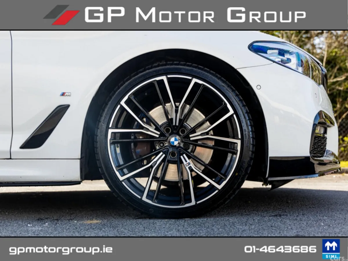 BMW 5-Series Saloon, Petrol Plug-in Hybrid, 2018, White