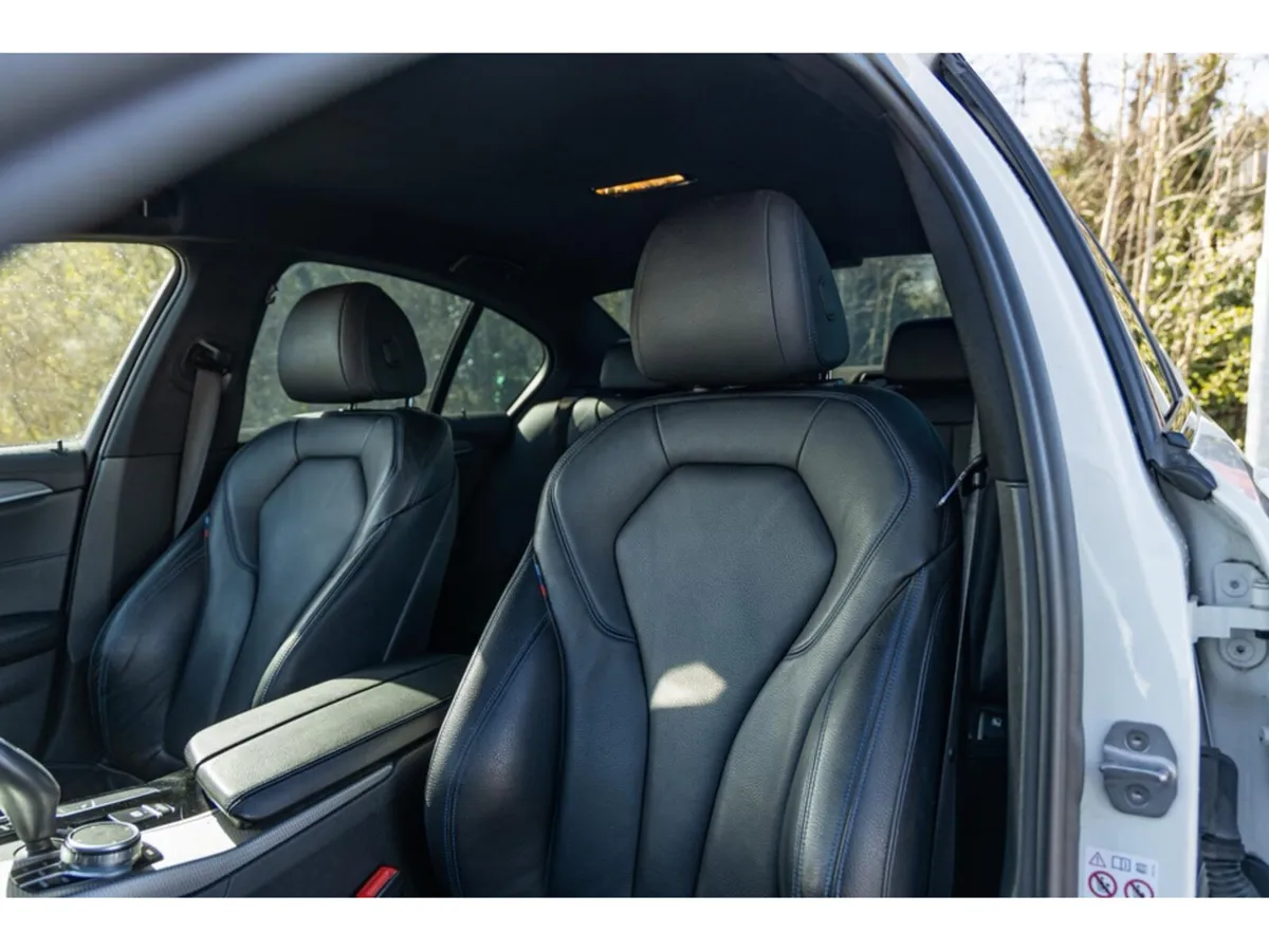 BMW 5-Series Saloon, Petrol Plug-in Hybrid, 2018, White