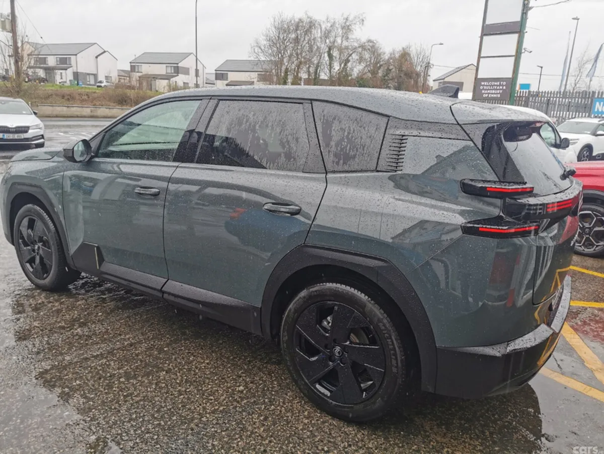 Citroen C5 Aircross MPV, Petrol Hybrid, 2026, Green