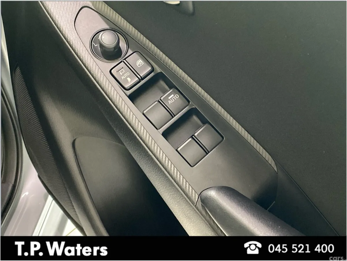 Mazda Mazda2 Hatchback, Petrol, 2020, Silver