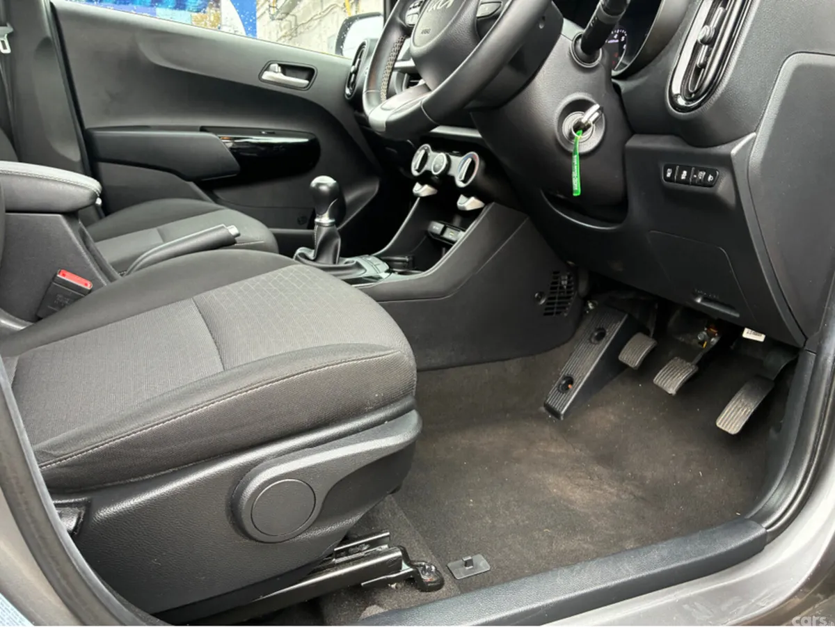 Kia Picanto Hatchback, Petrol, 2023, Grey