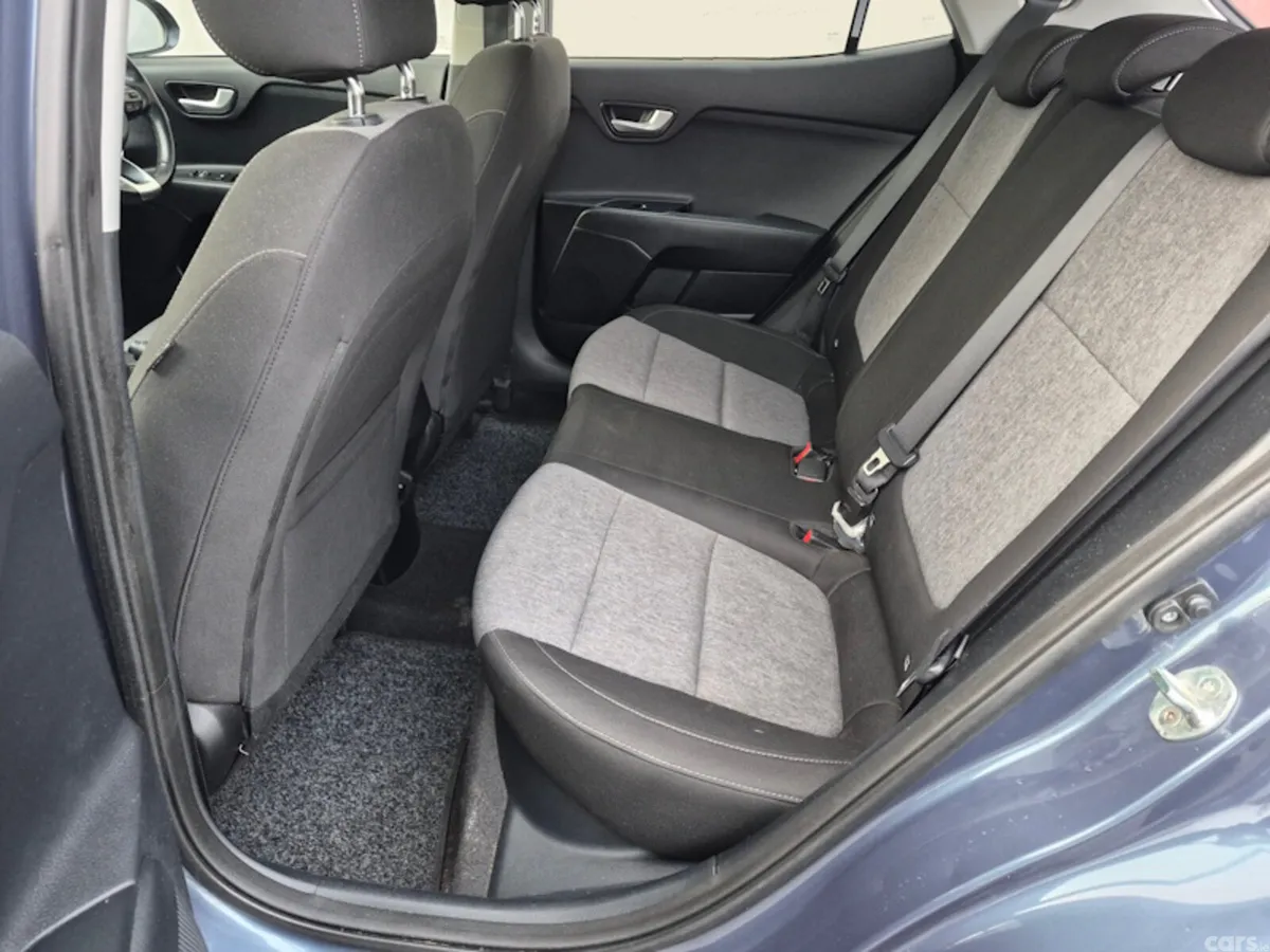 Kia Stonic SUV, Petrol, 2019, Blue
