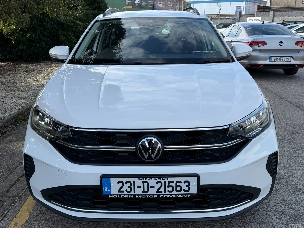 Volkswagen Taigo Estate/Jeep, Petrol, 2023, White
