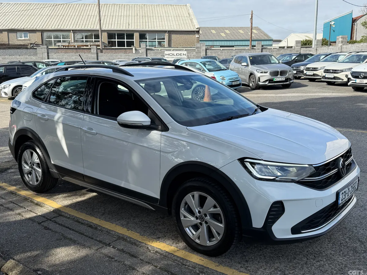 Volkswagen Taigo Estate/Jeep, Petrol, 2023, White