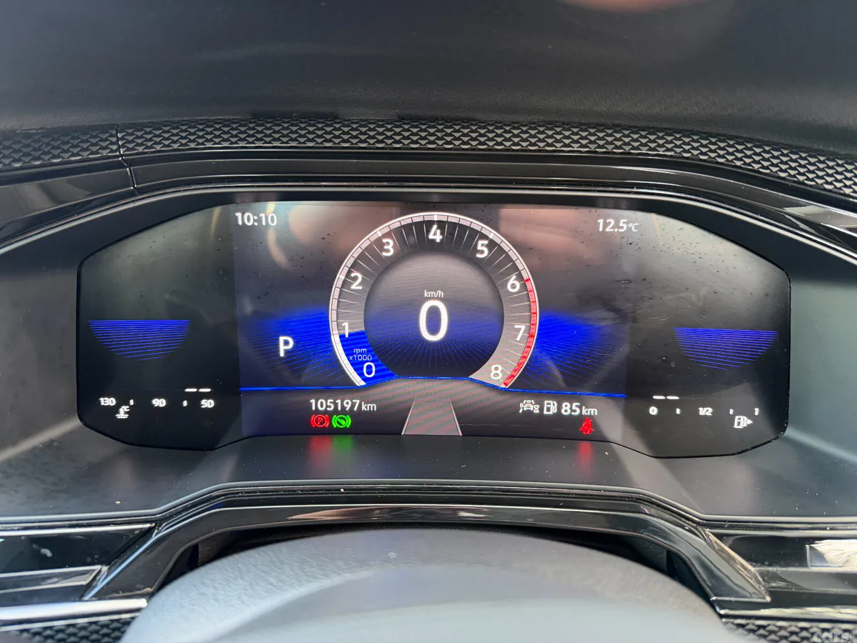 Volkswagen Taigo Estate/Jeep, Petrol, 2023, White