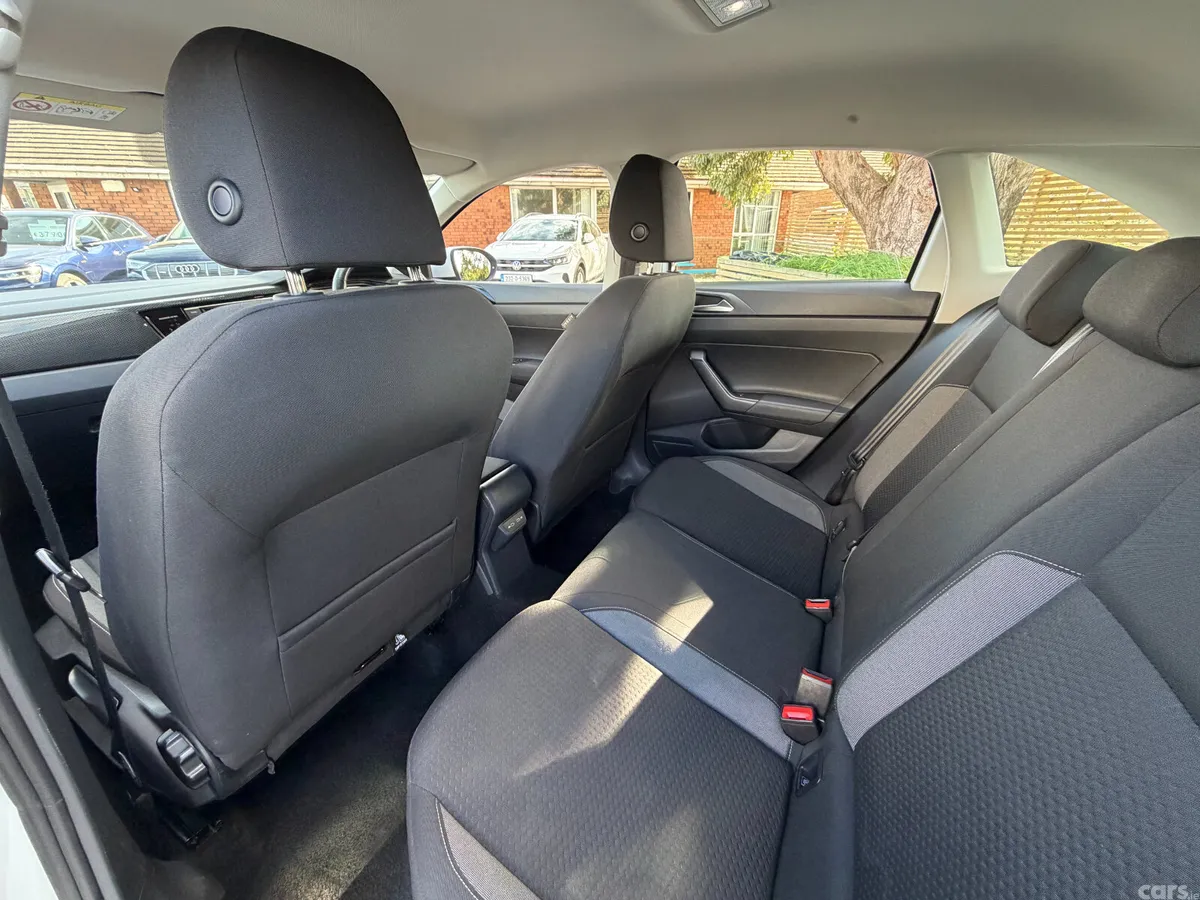 Volkswagen Taigo Estate/Jeep, Petrol, 2023, White