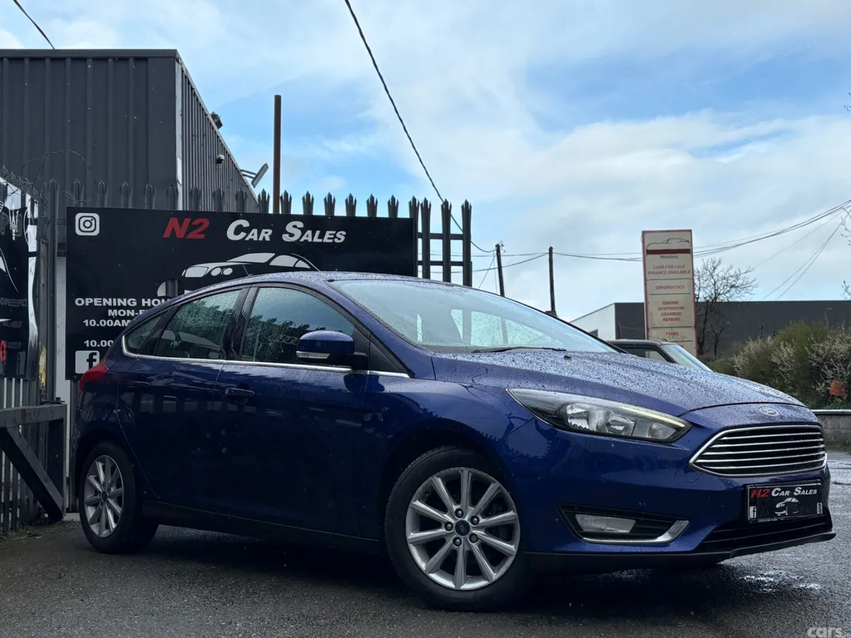 Ford Focus Hatchback, Petrol, 2018, Blue