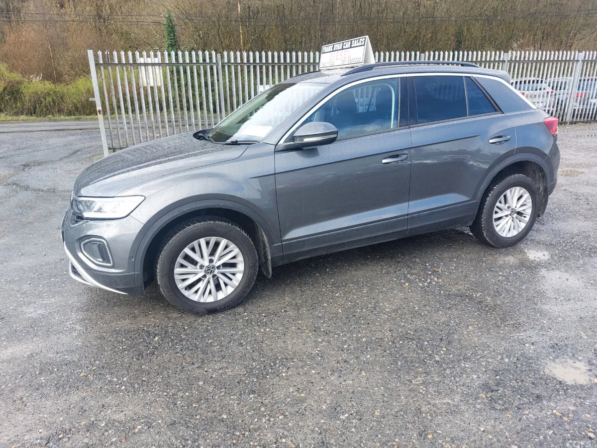 Volkswagen T-Roc SUV, Diesel, 2022, Grey