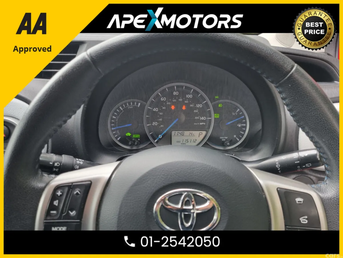Toyota Yaris Hatchback, Petrol Hybrid, 2014, Red