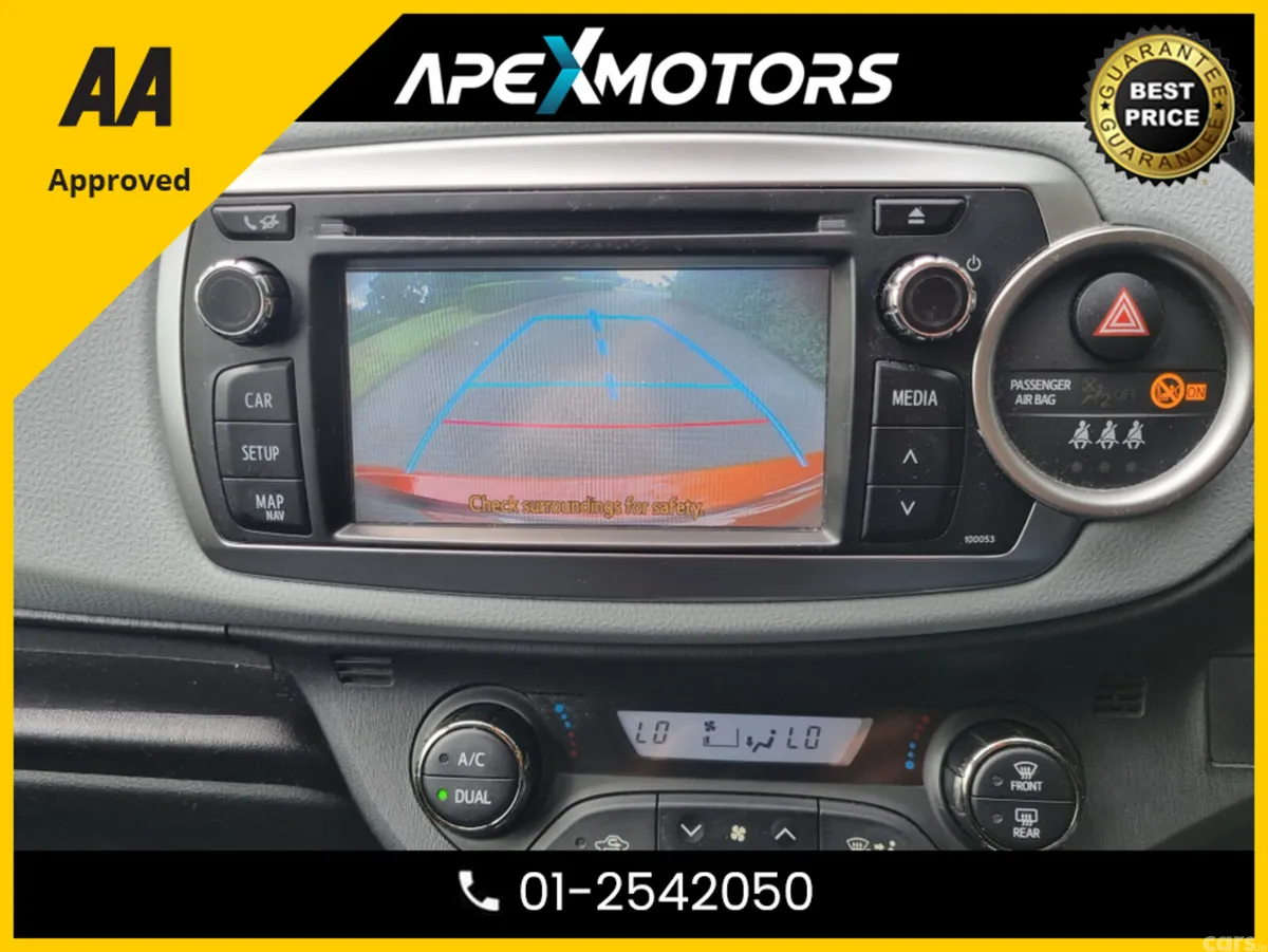 Toyota Yaris Hatchback, Petrol Hybrid, 2014, Red