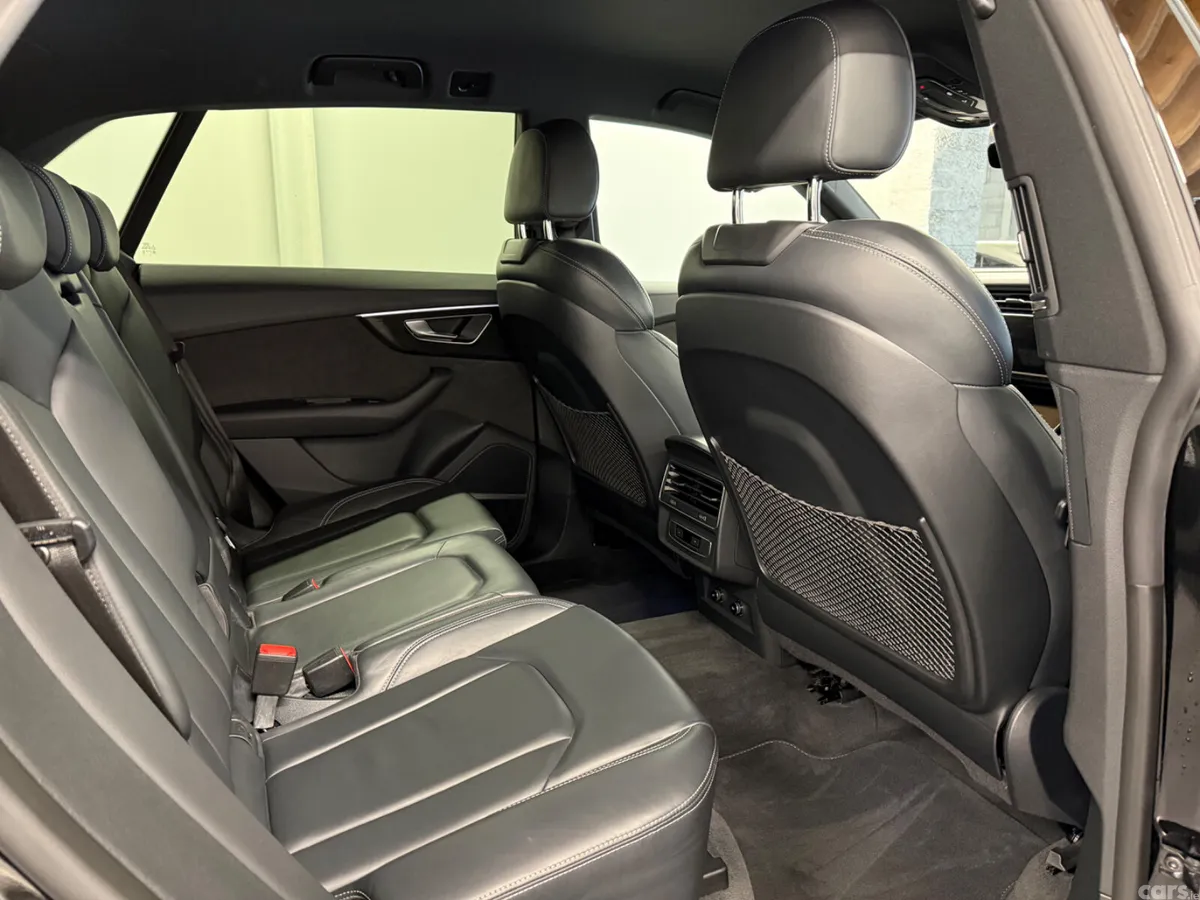 Audi Q8 SUV, Petrol Hybrid, 2022, Black