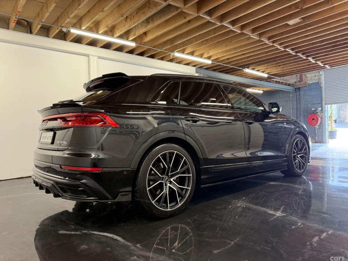 Audi Q8 SUV, Petrol Hybrid, 2022, Black