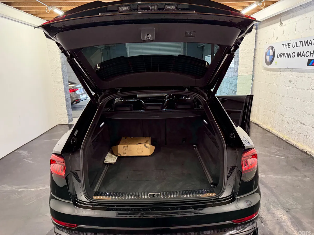 Audi Q8 SUV, Petrol Hybrid, 2022, Black
