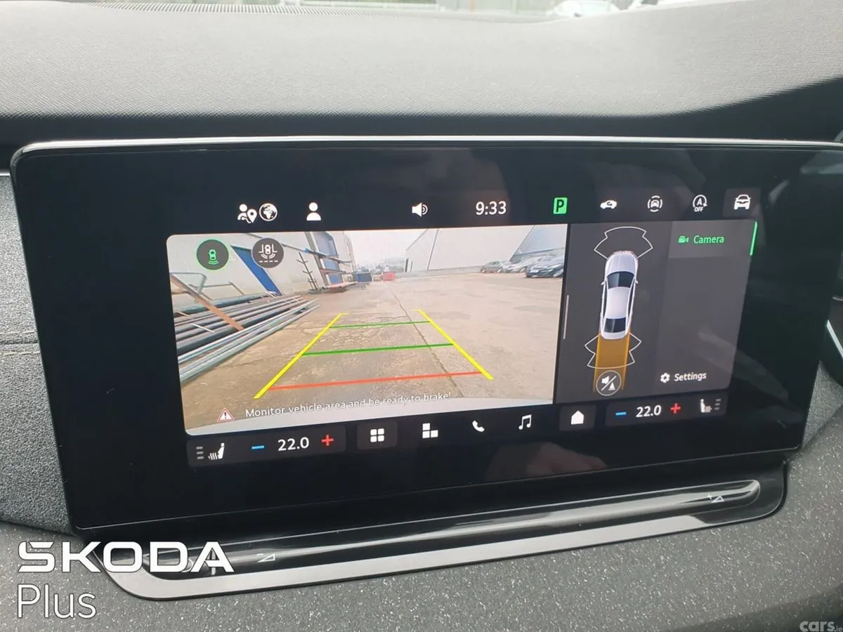 Skoda Octavia Hatchback, Diesel, 2025, Grey