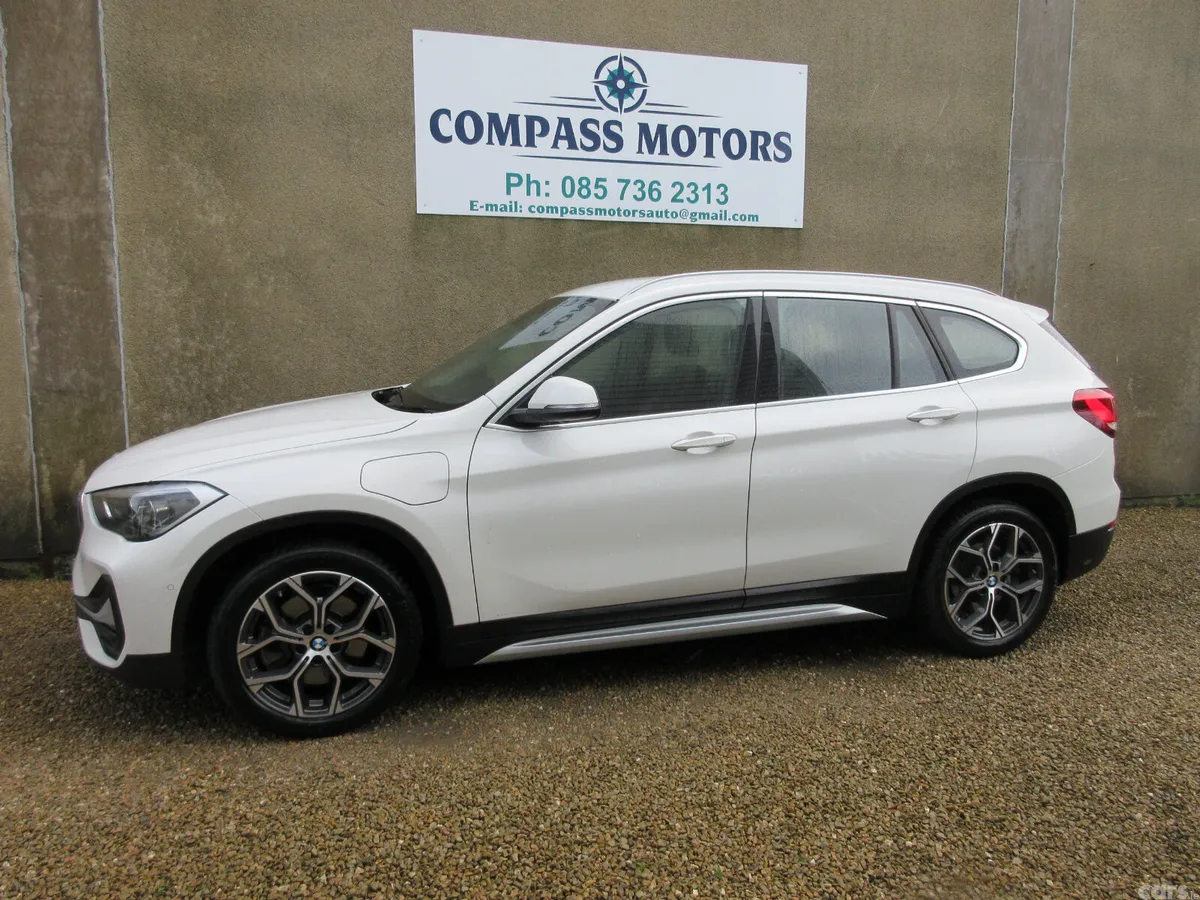 BMW X1 Estate, Petrol Plug-in Hybrid, 2021, White