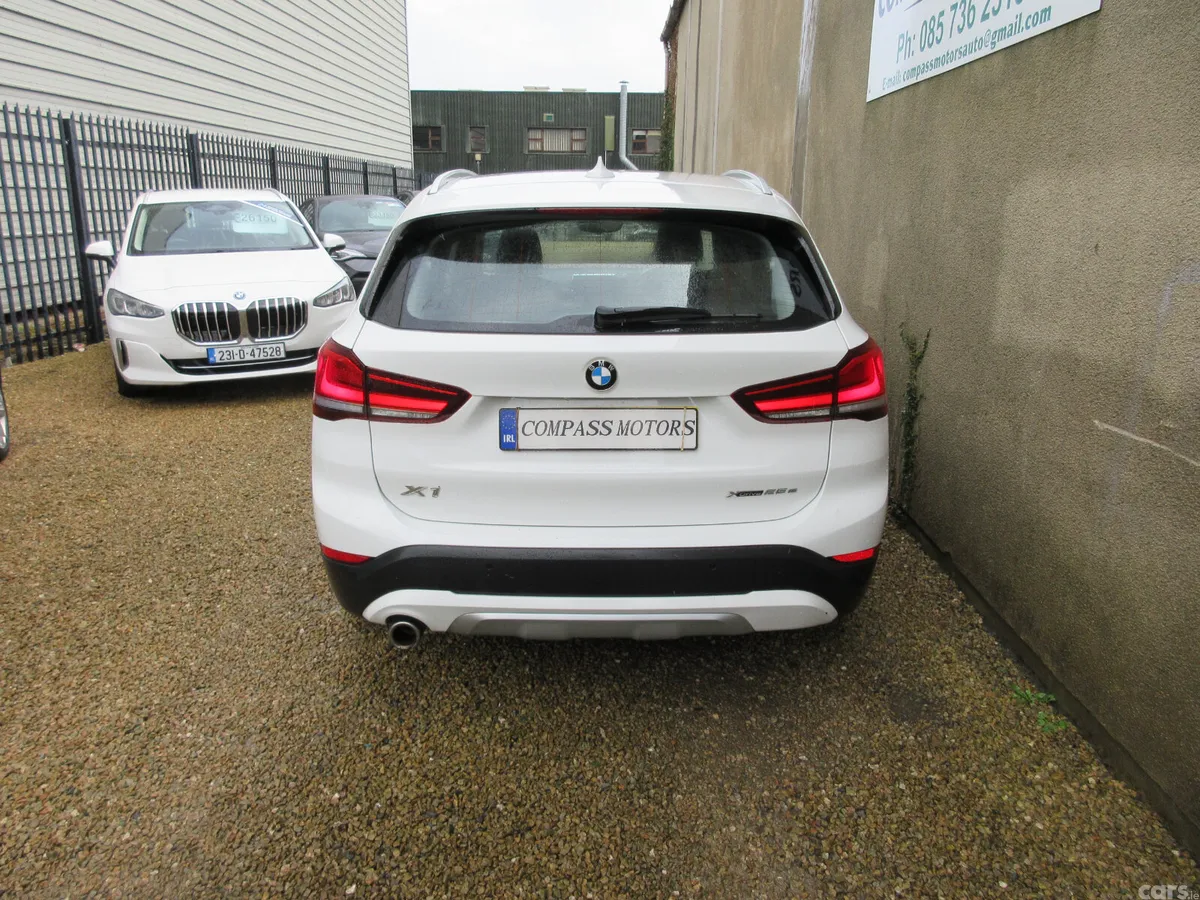 BMW X1 Estate, Petrol Plug-in Hybrid, 2021, White