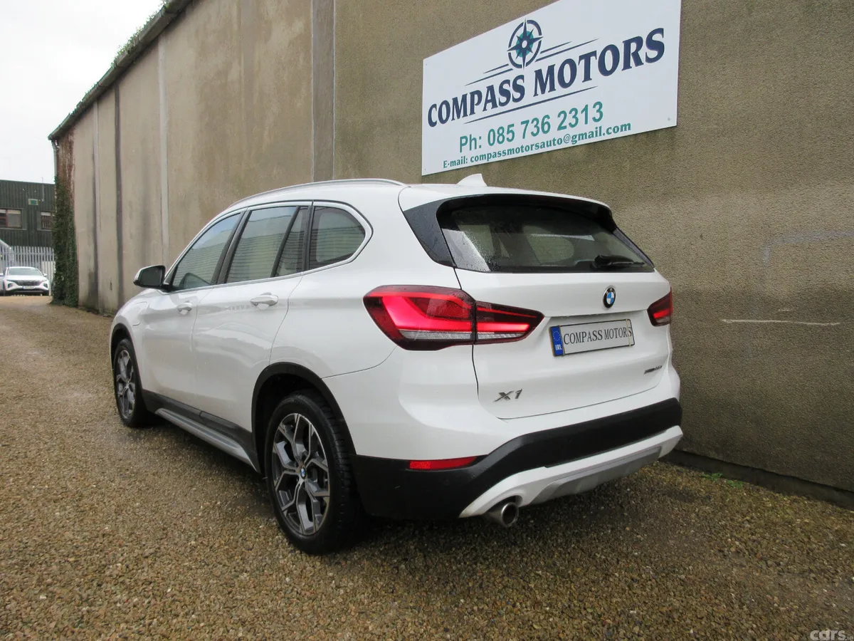 BMW X1 Estate, Petrol Plug-in Hybrid, 2021, White