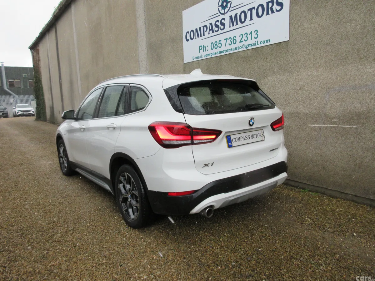 BMW X1 Estate, Petrol Plug-in Hybrid, 2021, White