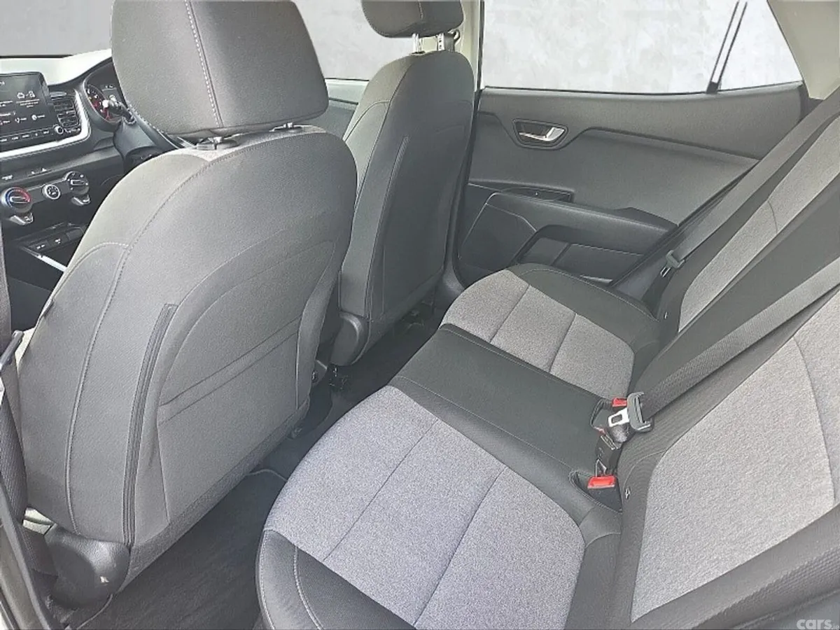 Kia Stonic SUV, Petrol, 2024, White