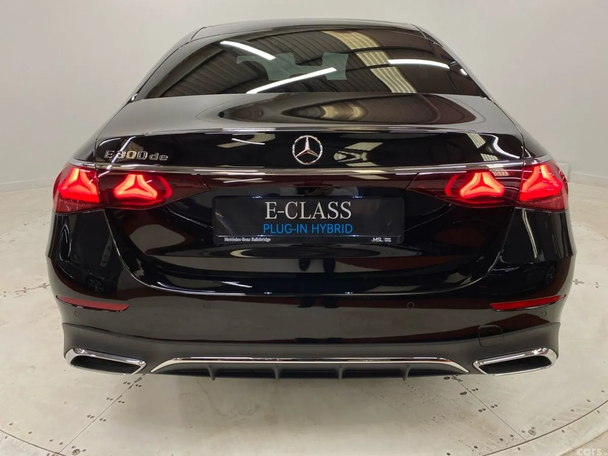 Mercedes-Benz E-Class Saloon, Diesel Plug-in Hybrid, 2026, Black