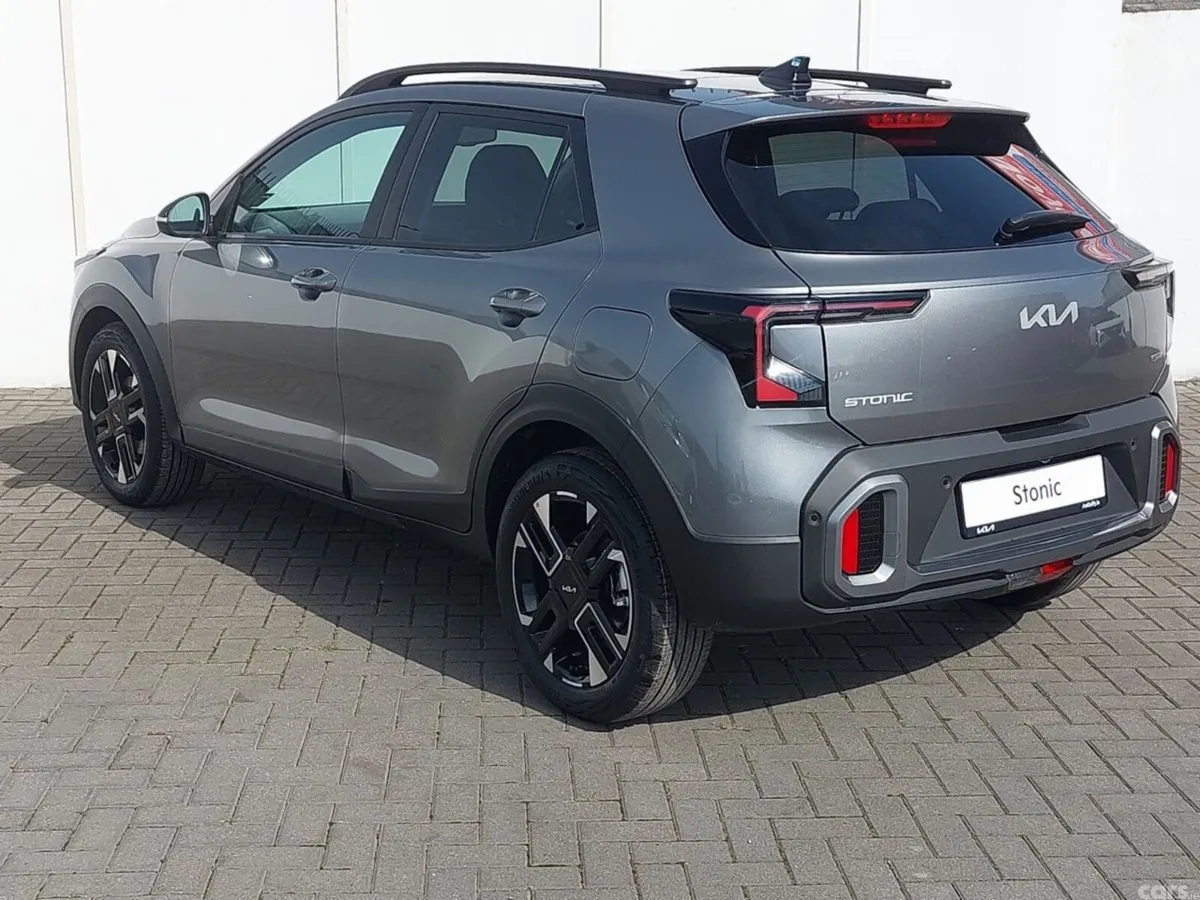 Kia Stonic Estate, Petrol Hybrid, 2026, Grey