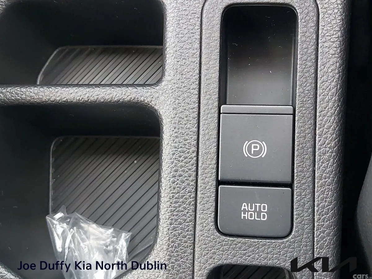 Kia Stonic Estate, Petrol Hybrid, 2026, Grey