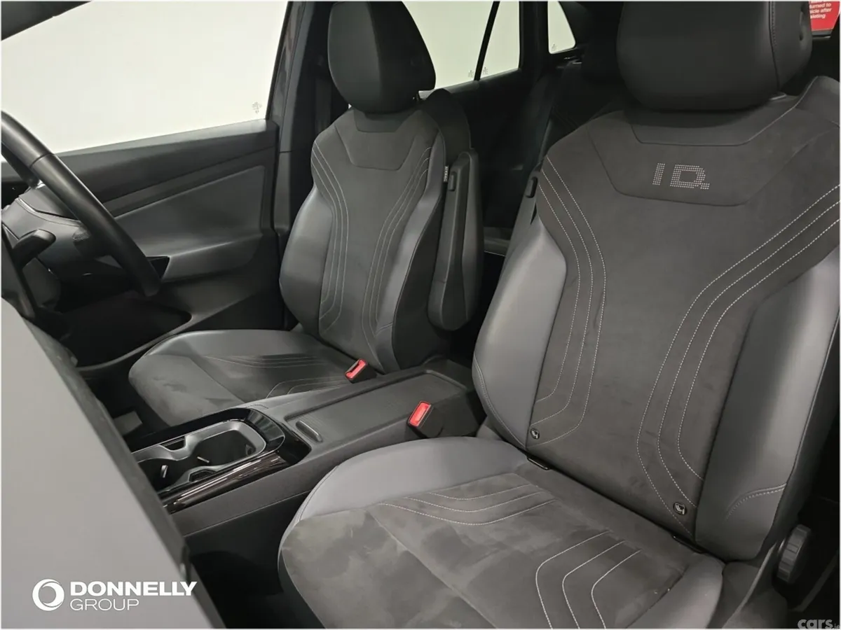 Volkswagen ID.4 Estate, Electric, 2023, Grey