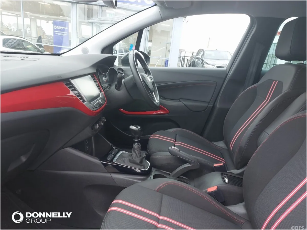 Vauxhall Crossland Hatchback, Petrol, 2022, Grey