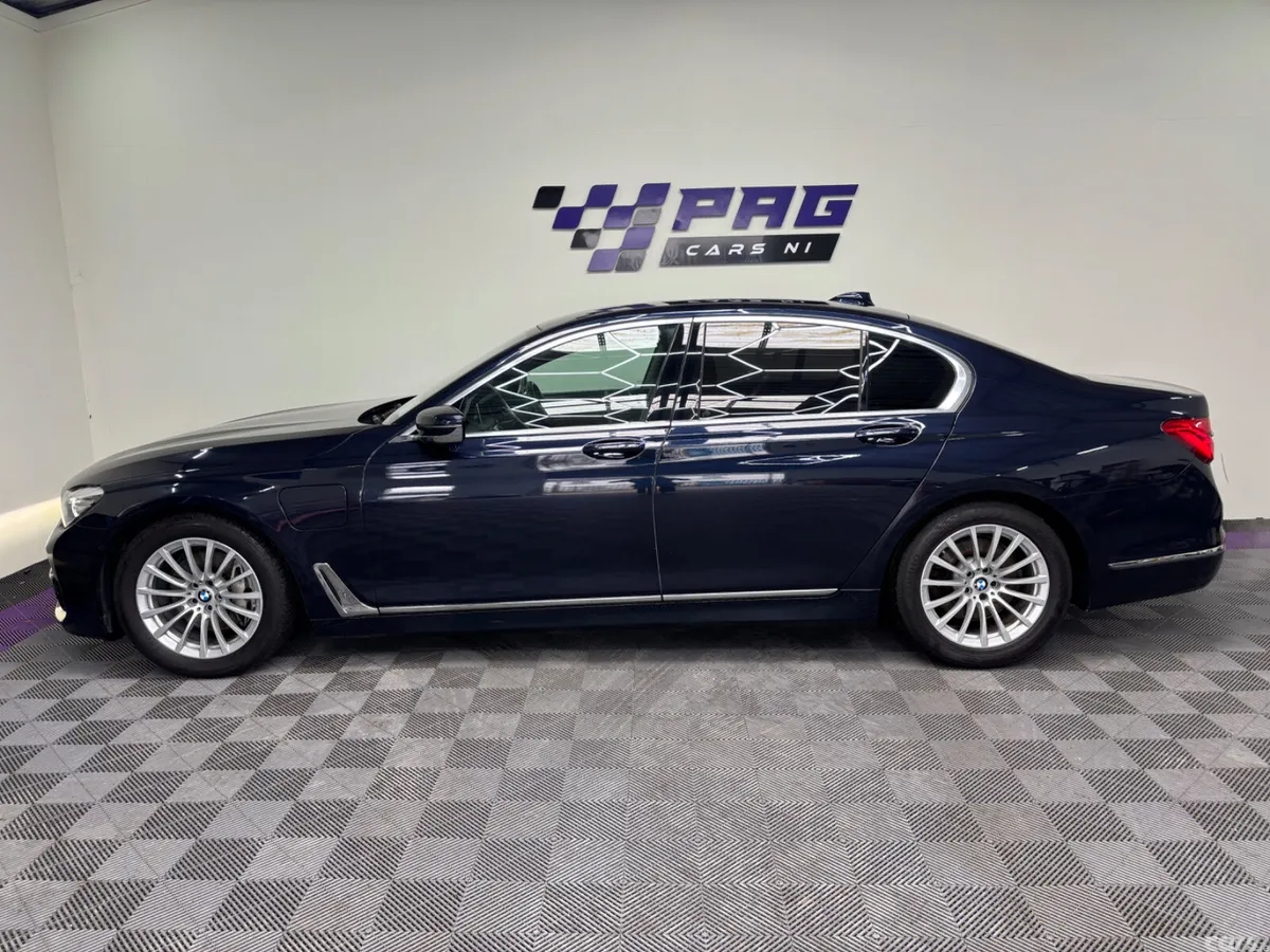 BMW 7-Series Saloon, Petrol Plug-in Hybrid, 2016, Blue