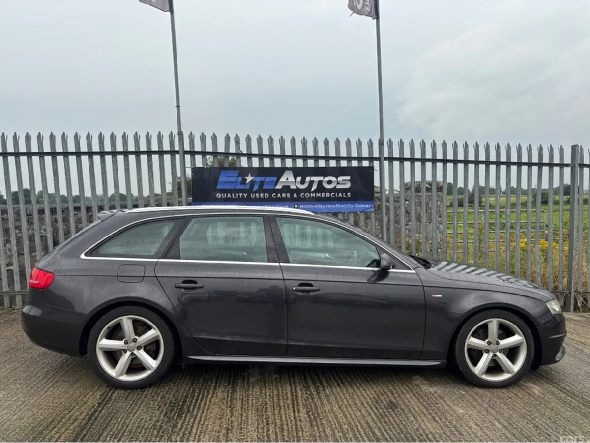 Audi A4 Estate, Petrol, 2010, Black