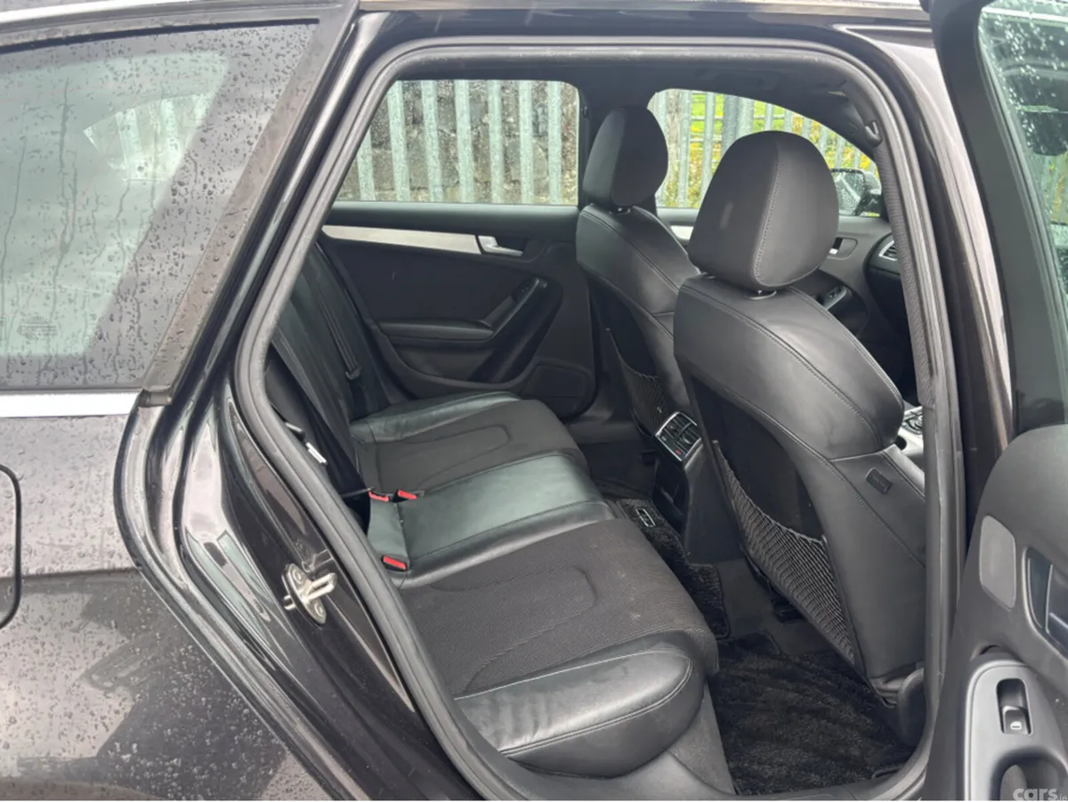 Audi A4 Estate, Petrol, 2010, Black