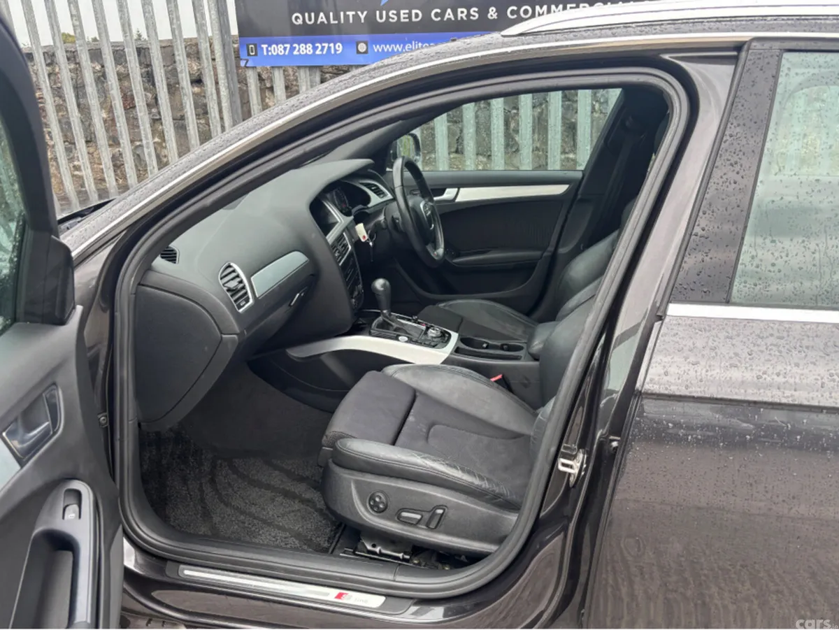 Audi A4 Estate, Petrol, 2010, Black