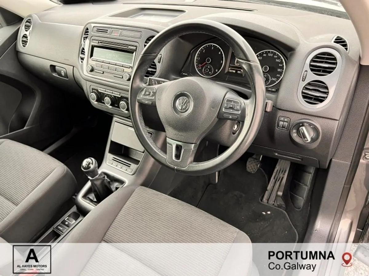 Volkswagen Tiguan SUV, Diesel, 2014, Grey