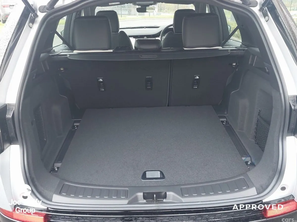 Land Rover Discovery Sport SUV, Petrol Plug-in Hybrid, 2026, Silver
