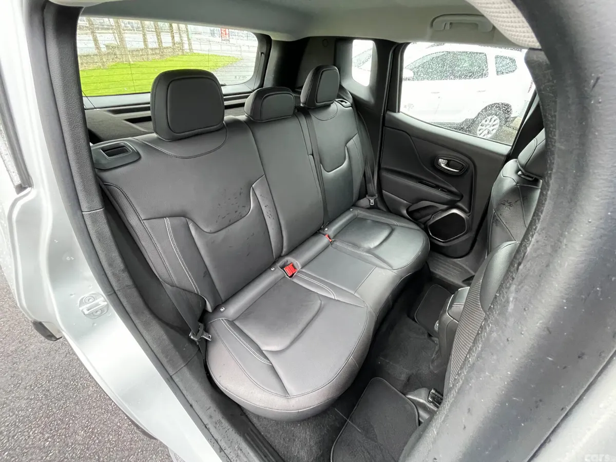 Jeep Renegade SUV, Petrol, 2019, Grey