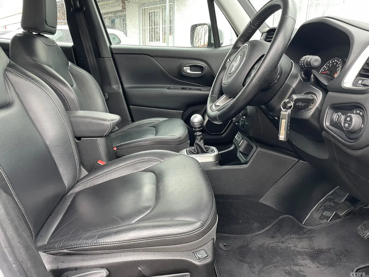 Jeep Renegade SUV, Petrol, 2019, Grey