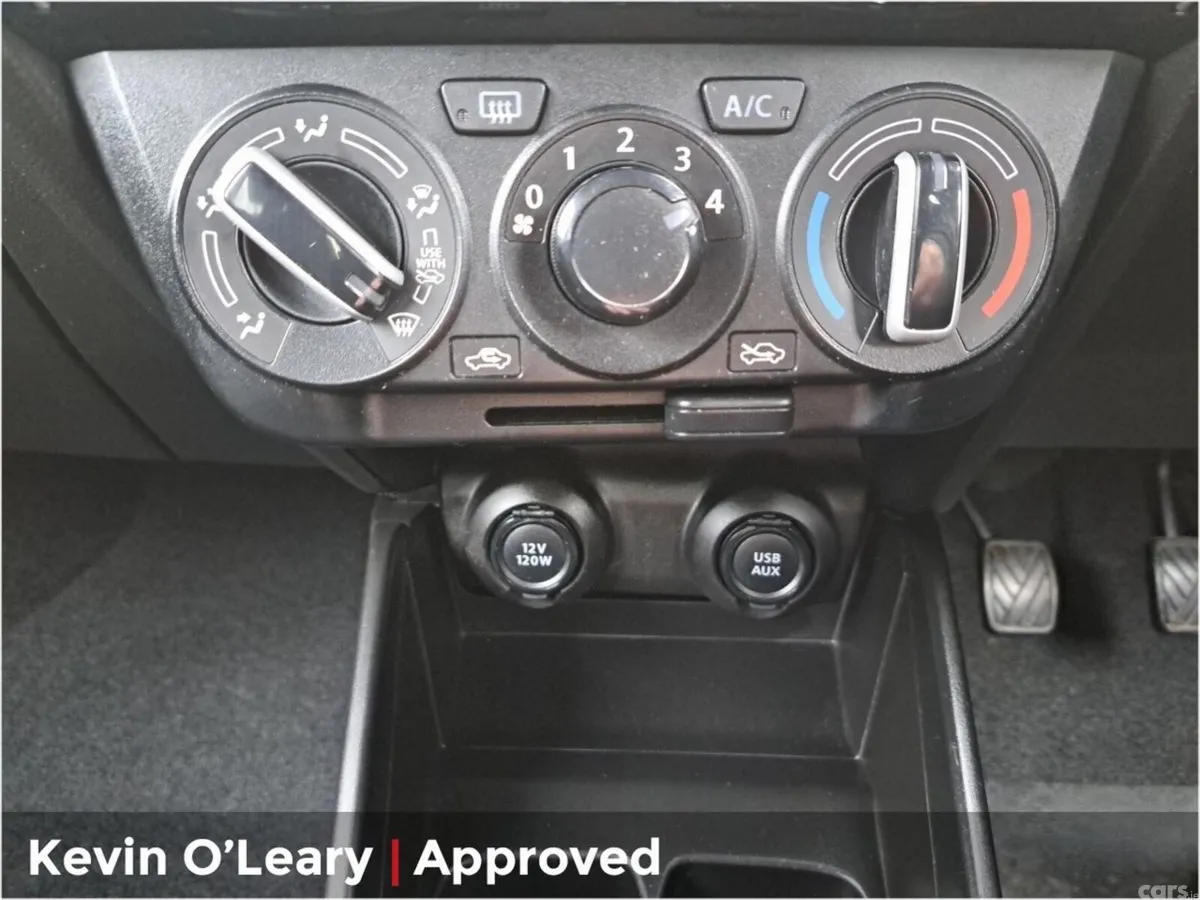 Suzuki Swift Hatchback, Petrol, 2021, Grey