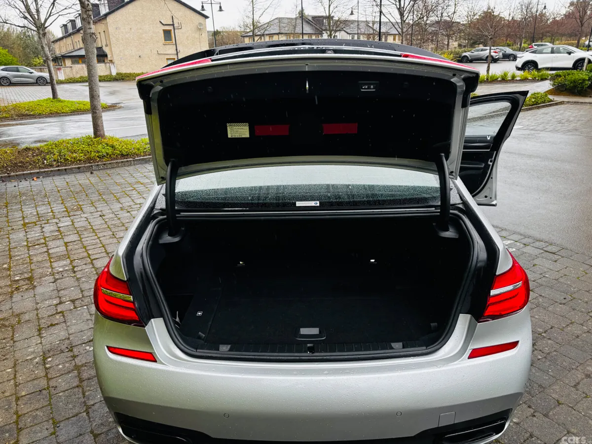 BMW 7-Series Saloon, Petrol Plug-in Hybrid, 2018, Silver