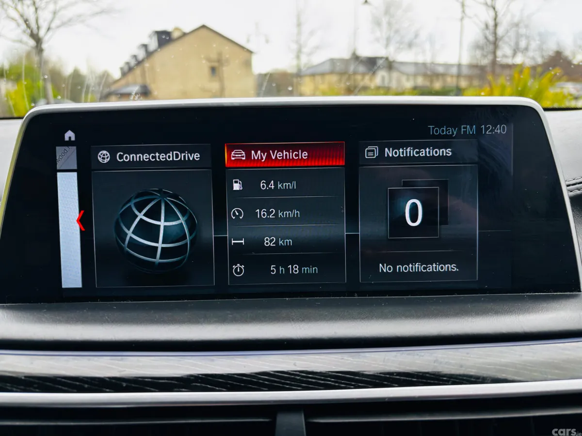 BMW 7-Series Saloon, Petrol Plug-in Hybrid, 2018, Silver
