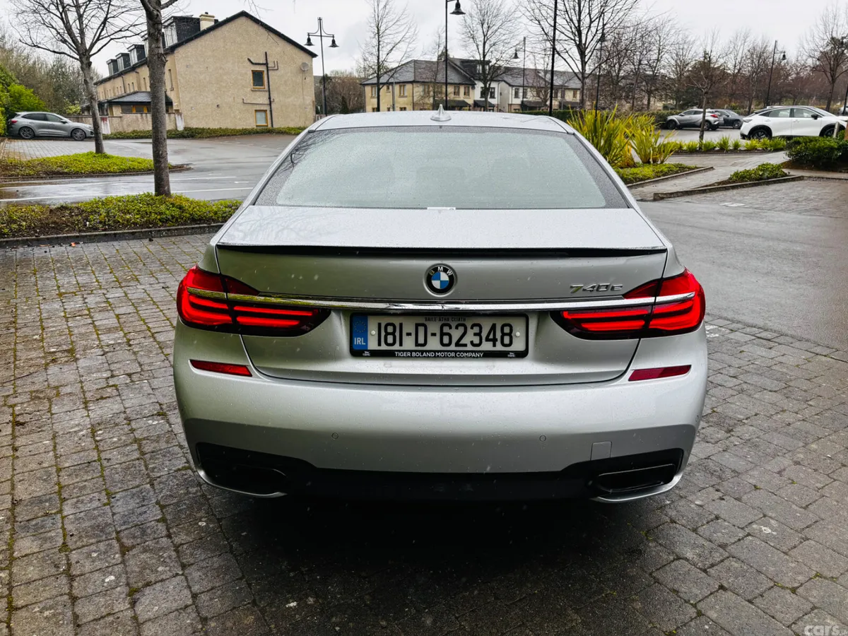 BMW 7-Series Saloon, Petrol Plug-in Hybrid, 2018, Silver